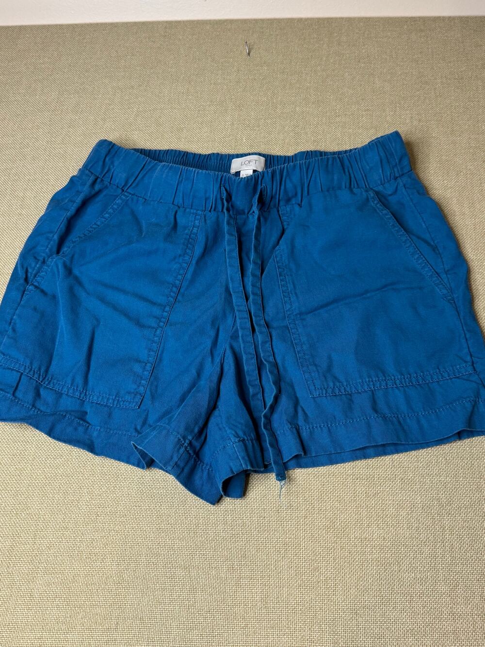 LOFT Outlet Women’s Small Blue Pull On Shorts Elastic Waist Drawstring Pockets